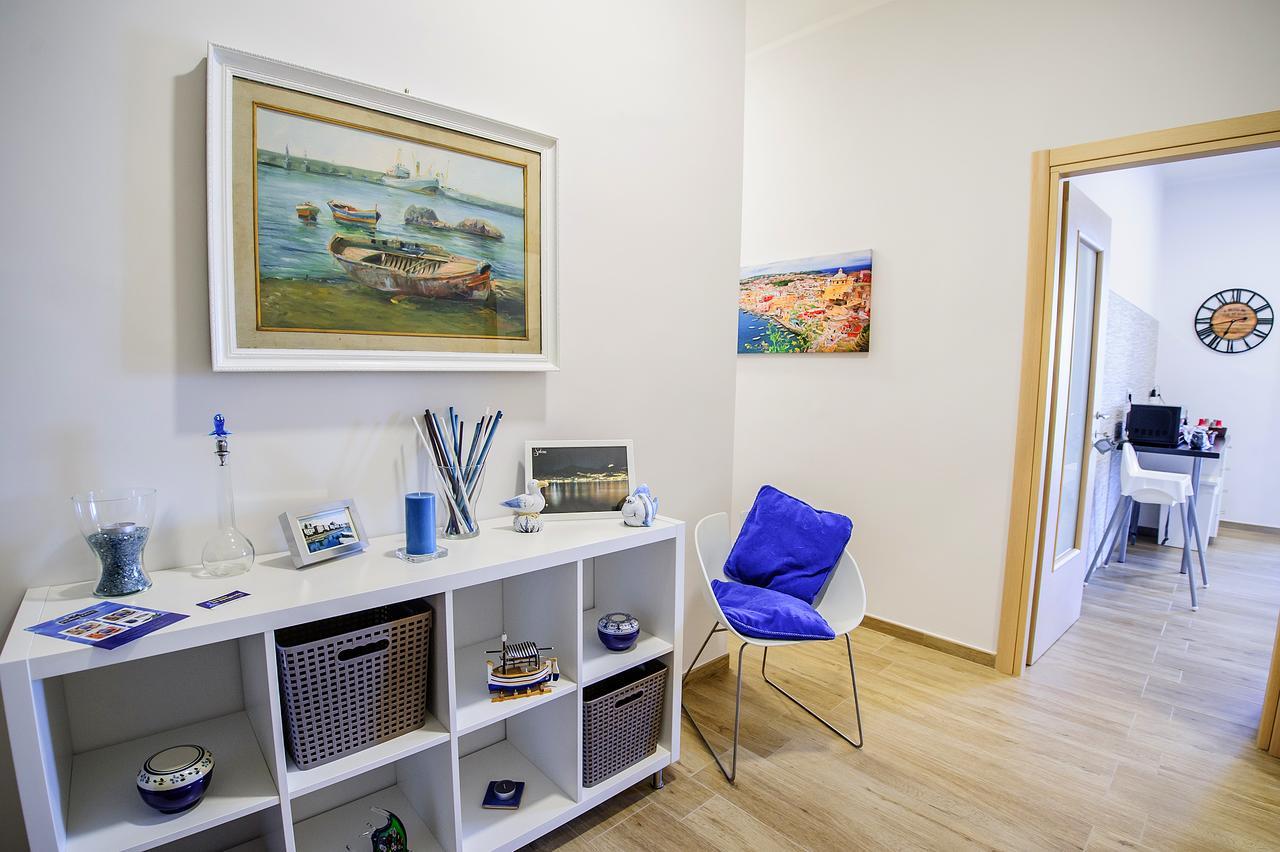 Margherita'S Apartment ซาแลร์โน ภายนอก รูปภาพ