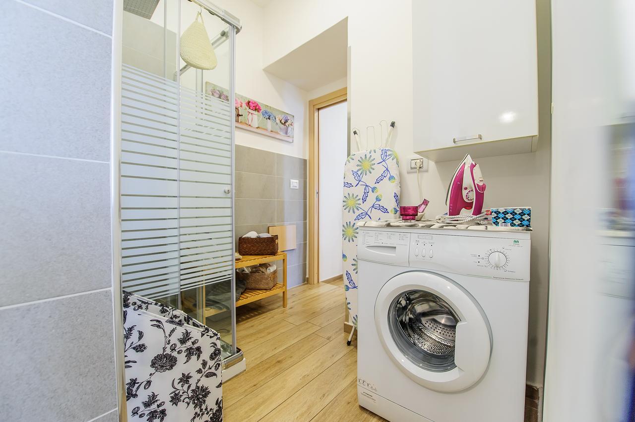 Margherita'S Apartment ซาแลร์โน ภายนอก รูปภาพ