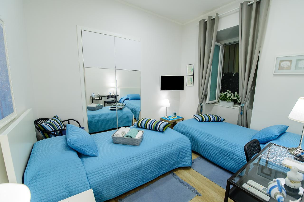 Margherita'S Apartment ซาแลร์โน ภายนอก รูปภาพ
