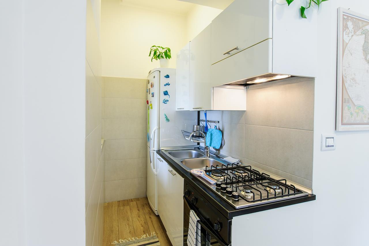 Margherita'S Apartment ซาแลร์โน ภายนอก รูปภาพ